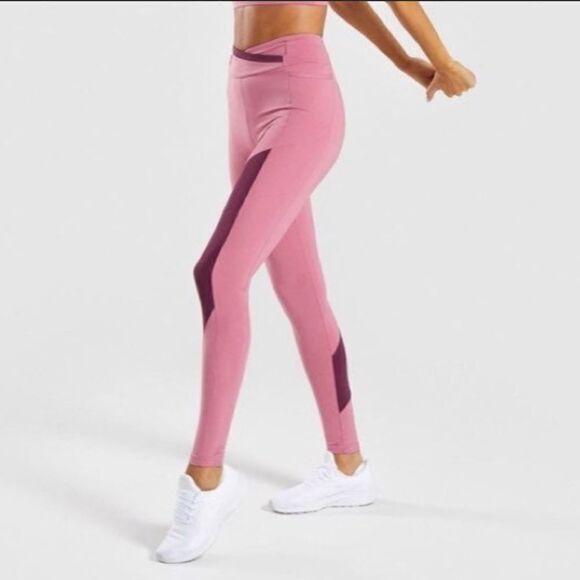 Gymshark Asymmetric V Cut High Waisted Dusty Pink Dark Ruby Leggings Size Small - Picture 12 of 12